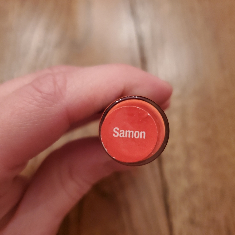 Lipsense Samon - Picture 2 of 2